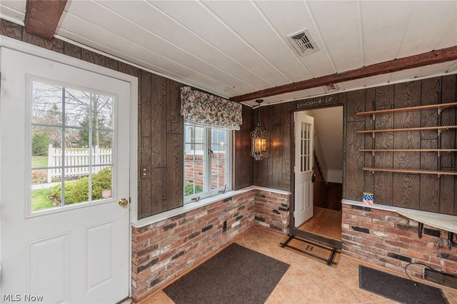 10136 Ridge Road, North Royalton, OH 44133