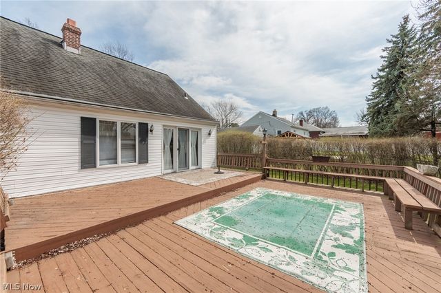 10136 Ridge Road, North Royalton, OH 44133