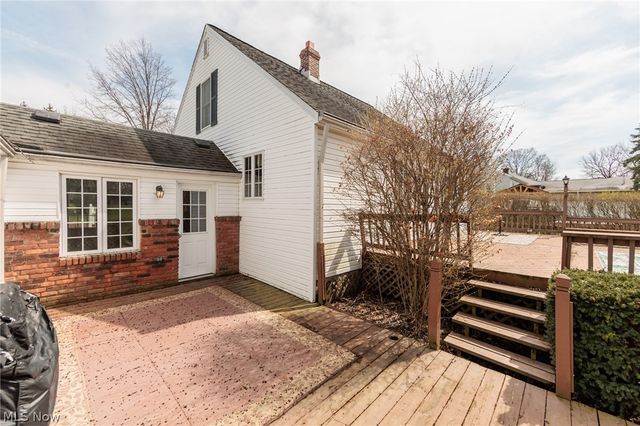 10136 Ridge Road, North Royalton, OH 44133