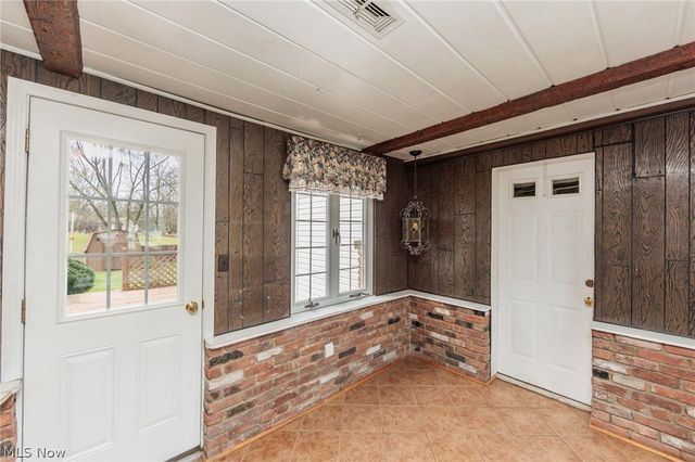 10136 Ridge Road, North Royalton, OH 44133