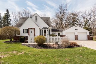 10136 Ridge Road, North Royalton, OH 44133