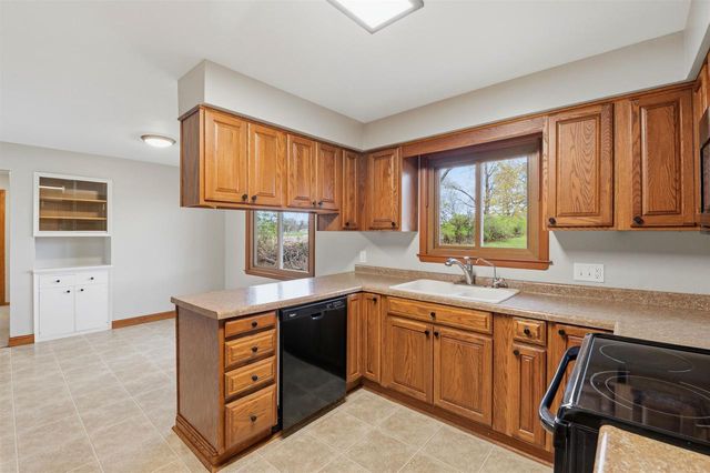 1223 GUNS STREET, Green Bay, WI 54311