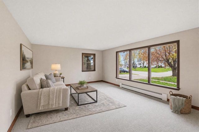 1223 GUNS STREET, Green Bay, WI 54311