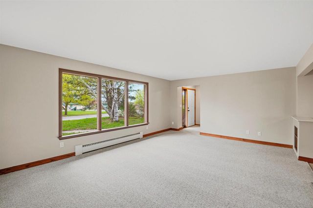 1223 GUNS STREET, Green Bay, WI 54311