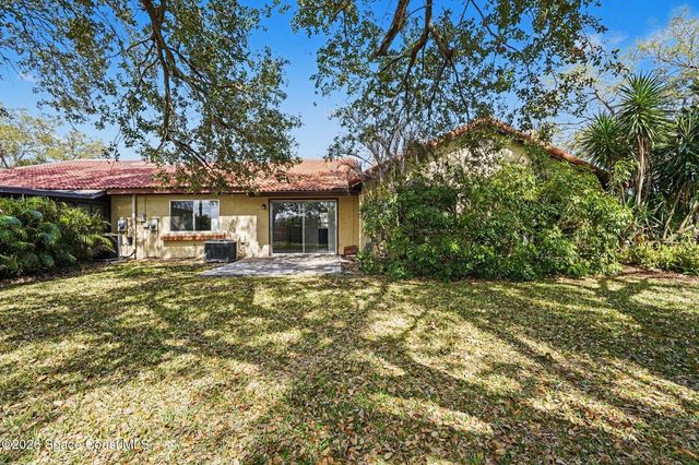 1514 Waldorf Circle NE, Palm Bay, FL 32905