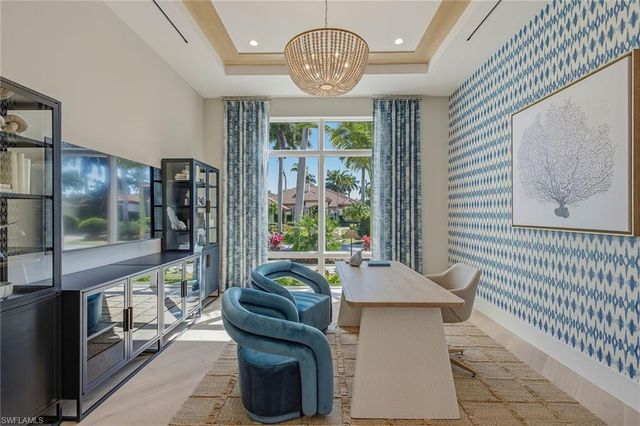 405 Putter Point DR, Naples, FL 34103