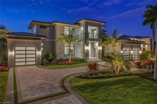 405 Putter Point DR, Naples, FL 34103