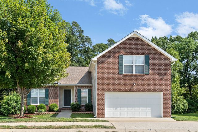 3519 Oak Creek Dr, Clarksville, TN 37040