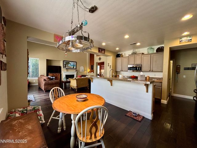 645 Paso Fino Court, Reno, NV 89521