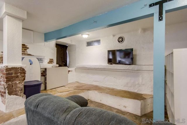 744 Robinson Ave, San Diego, CA 92103