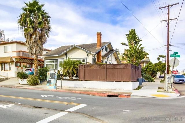 744 Robinson Ave, San Diego, CA 92103