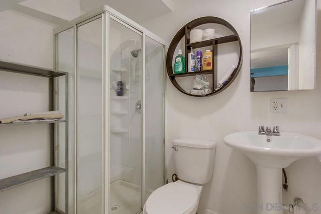 744 Robinson Ave, San Diego, CA 92103