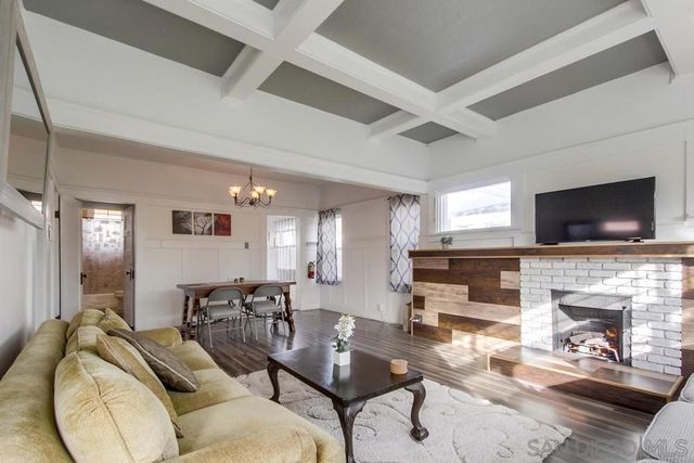 744 Robinson Ave, San Diego, CA 92103