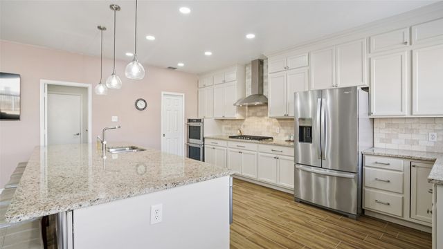 2221 Hickory Drive, Little Elm, TX 75068