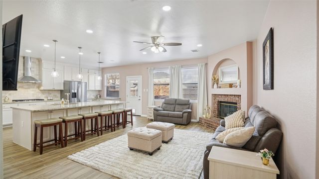 2221 Hickory Drive, Little Elm, TX 75068