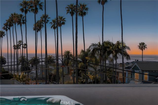 304 Goldenrod Avenue, Corona Del Mar, CA 92625