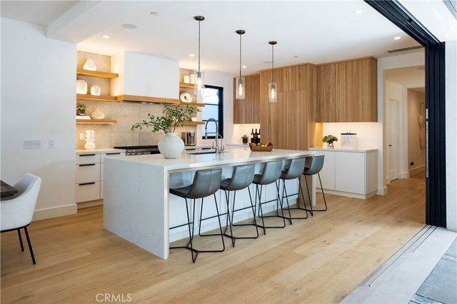 304 Goldenrod Avenue, Corona Del Mar, CA 92625