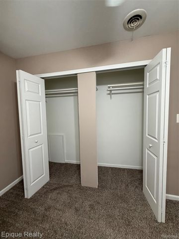 45656 Brownell Street, Utica, MI 48317