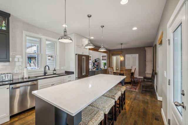 1007 10th Ave N, Nashville, TN 37208