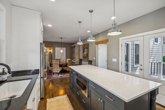 1007 10th Ave N, Nashville, TN 37208