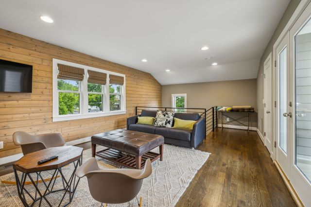1007 10th Ave N, Nashville, TN 37208