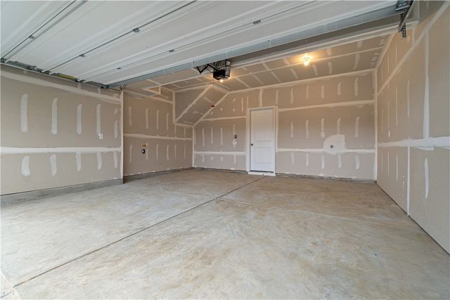 135 Affinity Drive, Harmony Boro, PA 16037