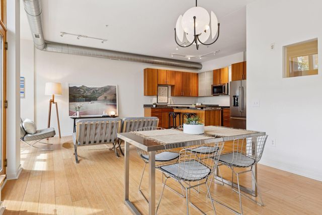 2840 Bryant Avenue S E303, Minneapolis, MN 55408