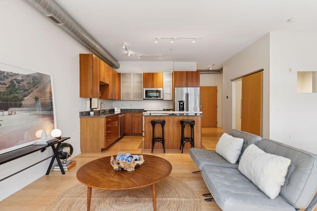 2840 Bryant Avenue S E303, Minneapolis, MN 55408