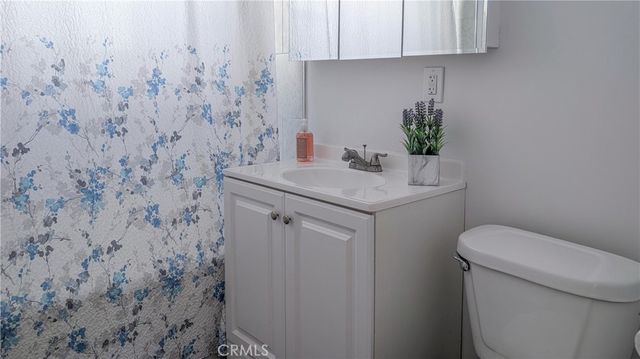2531 Sale Place, Huntington Park, CA 90255