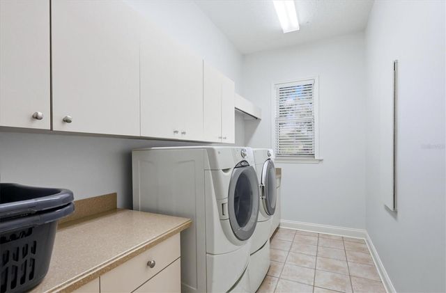 9913 LAUREL VALLEY AVENUE CIRCLE, Bradenton, FL 34202
