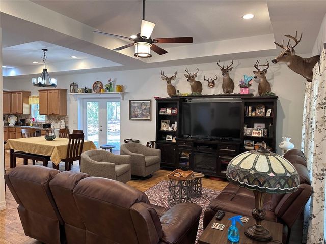 3760 SE COUNTY ROAD 337, Morriston, FL 32668