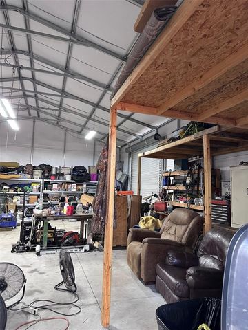 3760 SE COUNTY ROAD 337, Morriston, FL 32668