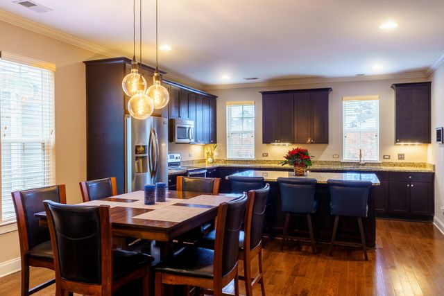 229 Slipper Shell Court, Mount Pleasant, SC 29464