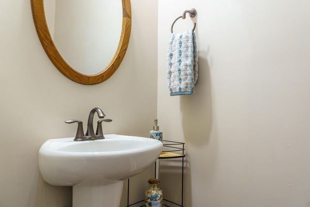 229 Slipper Shell Court, Mount Pleasant, SC 29464