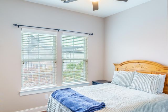 229 Slipper Shell Court, Mount Pleasant, SC 29464