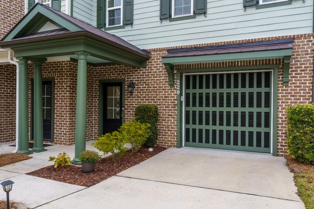 229 Slipper Shell Court, Mount Pleasant, SC 29464