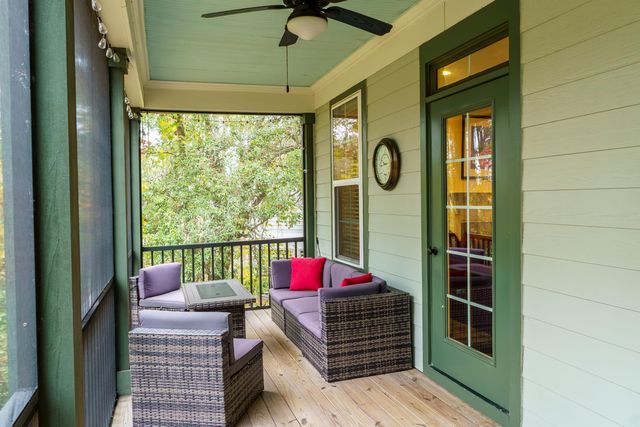 229 Slipper Shell Court, Mount Pleasant, SC 29464