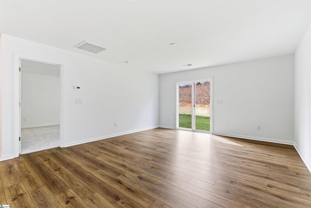 403 Meadow Gate Court, Fountain Inn, SC 29644