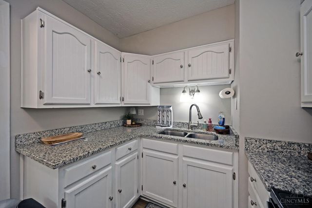 33 Beverly Drive, Hamilton, OH 45013