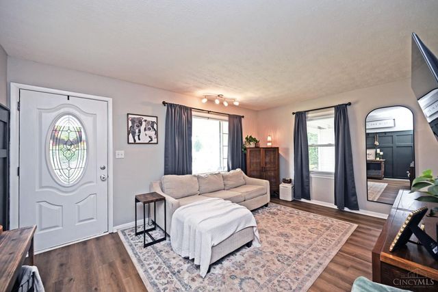 33 Beverly Drive, Hamilton, OH 45013