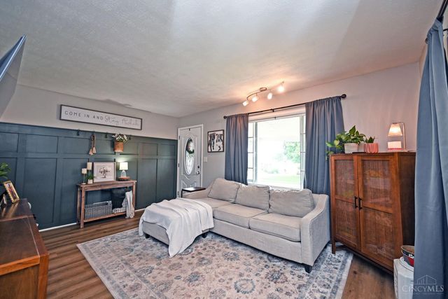 33 Beverly Drive, Hamilton, OH 45013