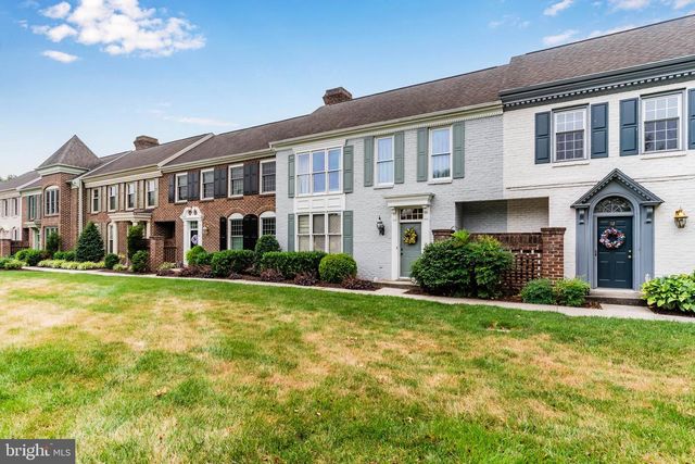 53 DEVONSHIRE SQ, Mechanicsburg, PA 17050