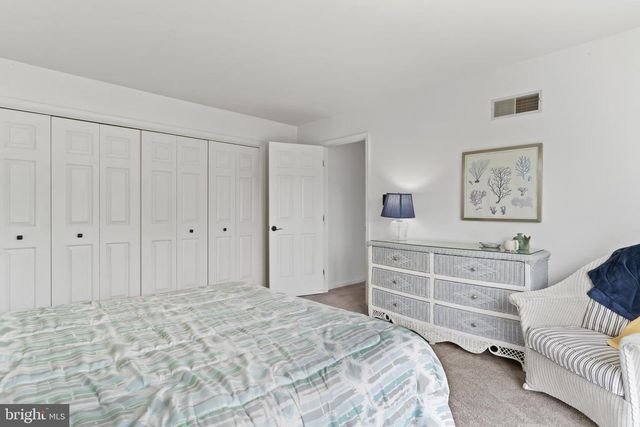 53 DEVONSHIRE SQ, Mechanicsburg, PA 17050