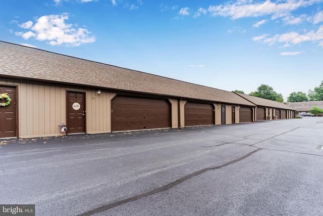 53 DEVONSHIRE SQ, Mechanicsburg, PA 17050