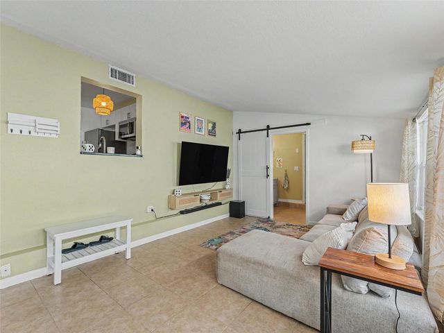 5001 20TH STREET N, St Petersburg, FL 33714