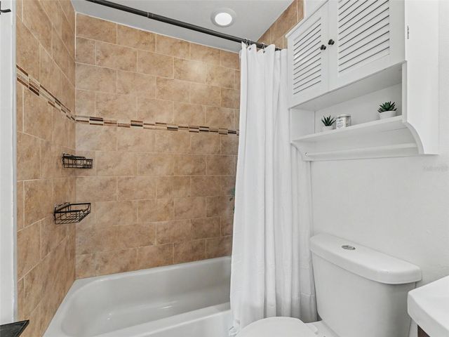 5001 20TH STREET N, St Petersburg, FL 33714