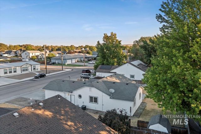 1860 N Haskett, Mountain Home, ID 83647