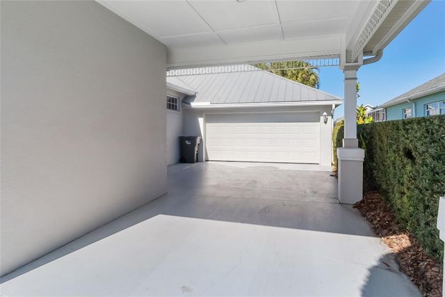 4743 SPINNAKER DRIVE, Bradenton, FL 34208