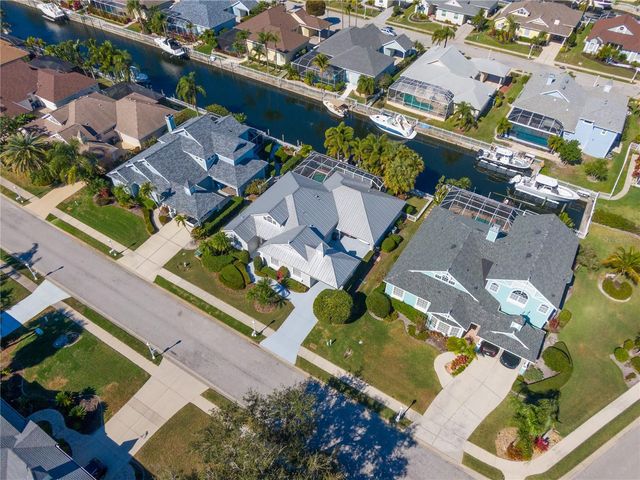 4743 SPINNAKER DRIVE, Bradenton, FL 34208