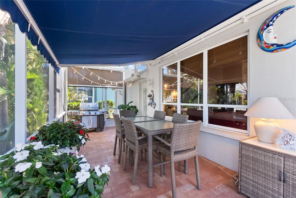 Image 44 of property listing at 4743 SPINNAKER DRIVE, Bradenton, FL 34208